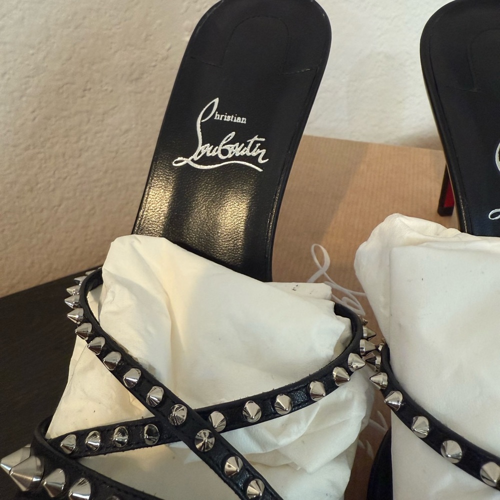 NWT Christian Louboutin Tatoosh Spikes Black 85mm 39 - Picture 3 of 6